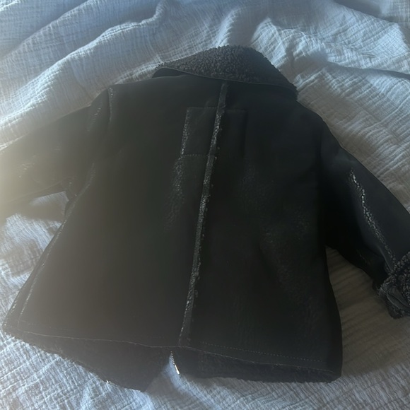 EUC faux leather jacket - Picture 6 of 7